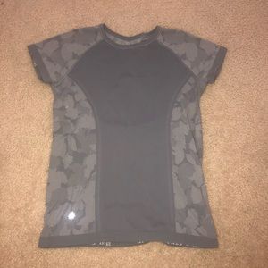 Grey girls athleta t-shirt